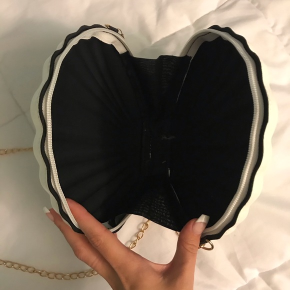 Shell purse - Picture 2 of 2